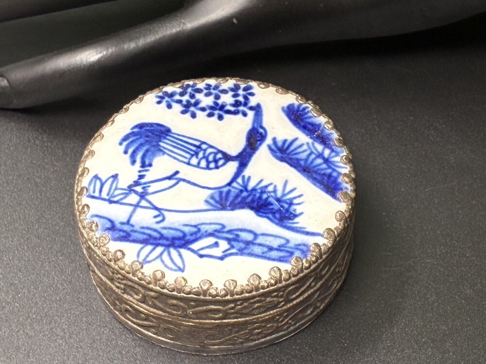 Vintage Blue White Porcelain Trinket Box Bird Motif Round Keepsake Box